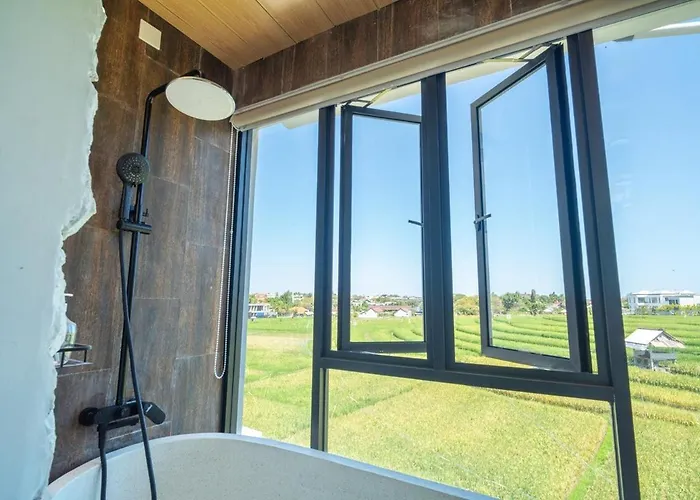 Iwina - 2br Private Pool & Rice Field View Canggu