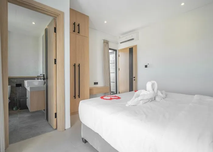 Iwina - 2br Private Pool & Rice Field View Canggu